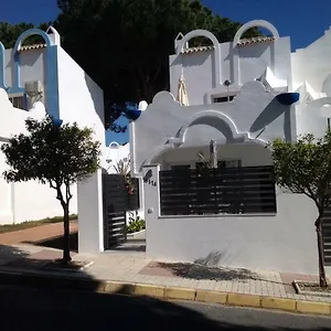 Hébergement de vacances Casa Soleada - Beautiful Villa, Corner By Pools, Facilities,full Kitchen, 3 Terraces, Internet, Marbellac