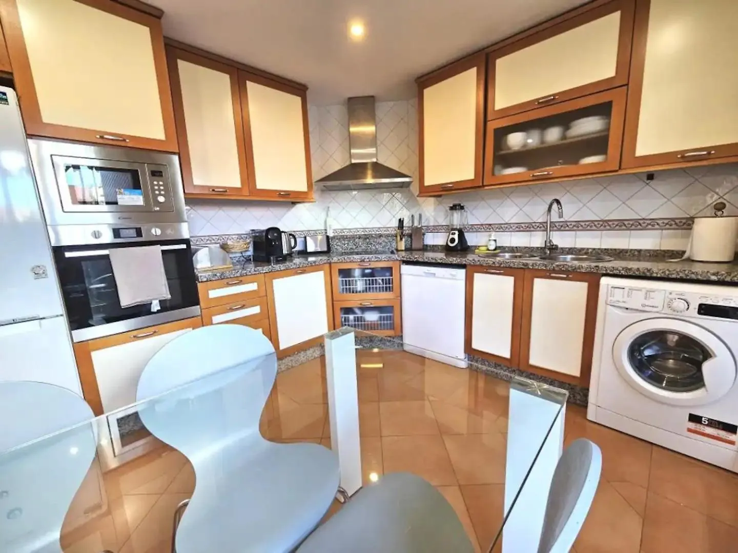 Pass The Keys Amplia Casa En Una Zona Ideal Marbella 0*,